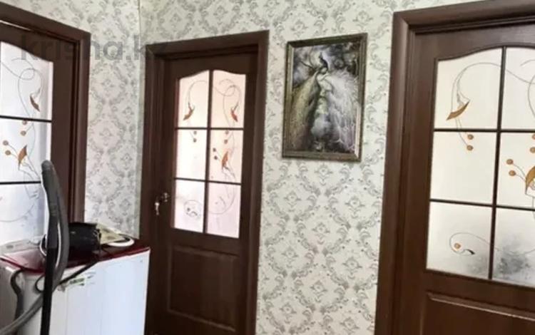 3-бөлмелі пәтер · 62 м² · 5/5 қабат, Урдинская, бағасы: 13.8 млн ₸ в Уральске — фото 2
