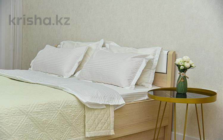 1-комнатная квартира · 45 м² · 8/9 этаж, мкр. Алтын орда, Мустафа шокая 2в/2 за 15 000 〒 в Актобе — фото 2