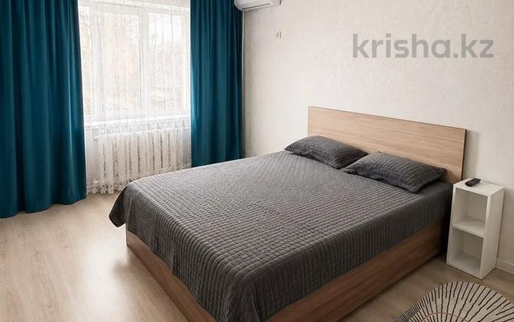 1-комнатная квартира · 30 м² · 1/5 этаж, Потанина 33 за 13 000 ₸ в Усть-Каменогорске — фото 49