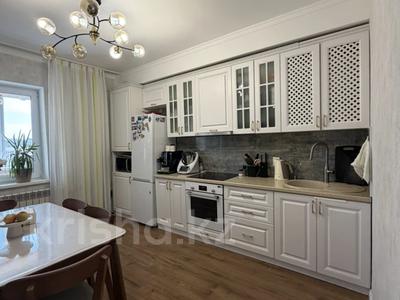 3-бөлмелі пәтер · 88 м² · 12/14 қабат, Кайыма Мухамедханова 17, бағасы: ~ 49.6 млн ₸ в Астане, Есильский р-н