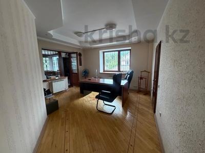 Отдельный дом · 5 комнат · 680.5 м², Кыз-жибек за 390 млн ₸ в Алматы, Медеуский р-н