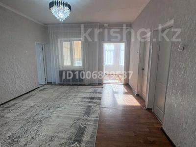 Отдельный дом · 5 комнат · 118.5 м² · 6 сот., Абишева 39 за 26 млн 〒 в Таразе