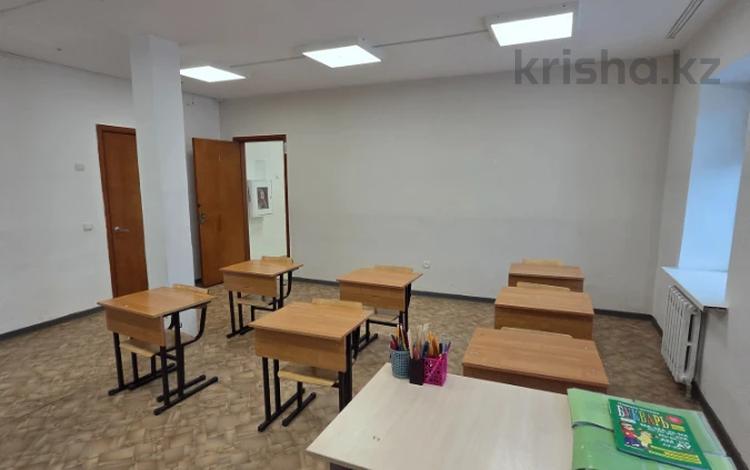 Свободное назначение, образование, конференц-залы, кабинеты и рабочие места, студии · 775 м² за 2.7 млн 〒 в Астане, Алматы р-н — фото 33