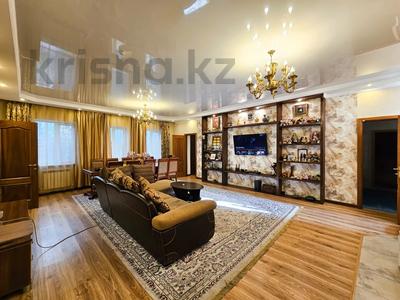 Отдельный дом • 6 комнат • 313 м² • 6.7 сот., Бекешева 107 за 99 млн 〒 в Алматы, Наурызбайский р-н