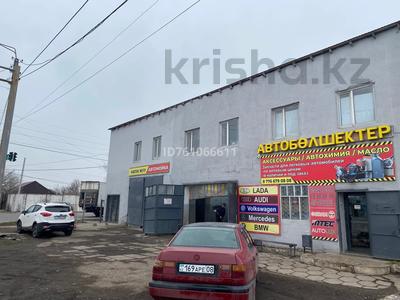 Свободное назначение, офисы, магазины и бутики, склады, общепит, салоны красоты, фитнес и спорт, медцентры и аптеки, образование, развлечения, конференц-залы, кабинеты и рабочие места, студии · 150 м² за 200 000 〒 в Таразе