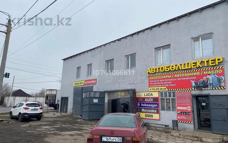 Свободное назначение, офисы, магазины и бутики, склады, общепит, салоны красоты, фитнес и спорт, медцентры и аптеки, образование, развлечения, конференц-залы, кабинеты и рабочие места, студии · 150 м² за 80 000 ₸ в Таразе — фото 2