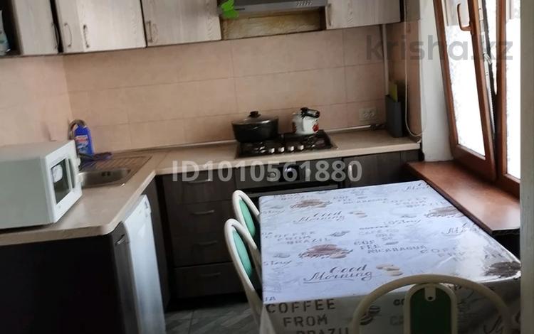 3-бөлмелі пәтер · 60 м² · 3/4 қабат, Казыбек би 183, бағасы: 43 млн ₸ в Алматы, Алмалинский р-н — фото 2