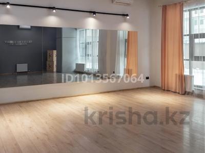 Женская фитнес-студия · 160 м² за 12 млн ₸ в Астане, Есильский р-н