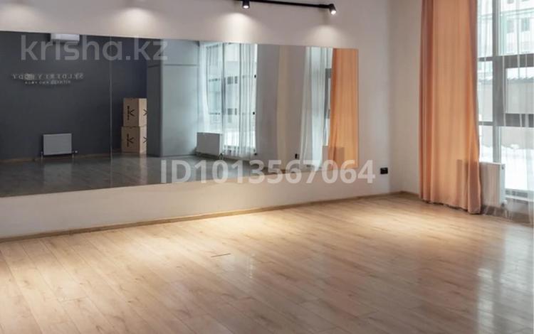 Женская фитнес-студия · 160 м² за 10 млн ₸ в Астане, Есильский р-н — фото 2