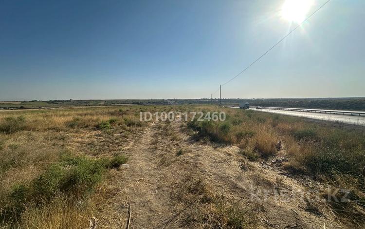 Жер телімі · 1 га, Вдоль трассы, бағасы: 99 млн ₸ в Карабулаке — фото 2