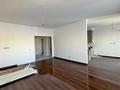 4-комнатная квартира · 205 м² · 3/5 этаж, Керей, Жанибек хандар 8а за 315 млн ₸ в Астане, Есильский р-н — фото 2