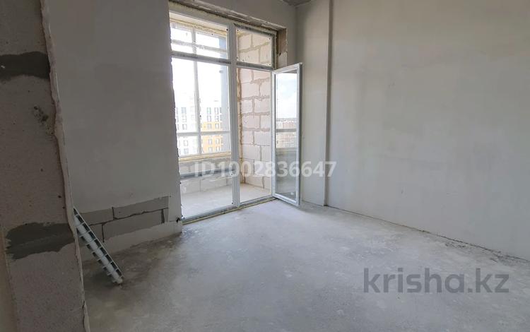 3-комнатная квартира · 62 м² · 16/17 этаж, мкр Юго-Восток, Республики 23 за 33 млн ₸ в Караганде, Казыбек би р-н — фото 2