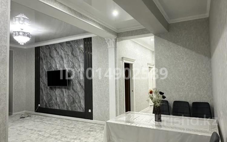 3-комнатная квартира · 85.6 м² · 2/5 этаж, мкр Нуртас, Майтобе 214А — Акбота за 43 млн ₸ в Шымкенте, Каратауский р-н — фото 2