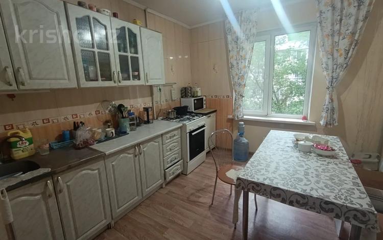 4-комнатная квартира · 82 м² · 3/5 этаж, мкр Мамыр-2 за 58 млн ₸ в Алматы, Ауэзовский р-н — фото 5