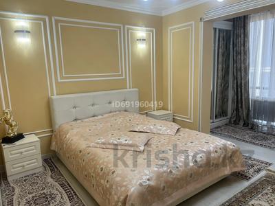 2-комнатная квартира, 65 м², 7/17 этаж, Толе би 181 за 62.5 млн 〒 в Алматы, Алмалинский р-н
