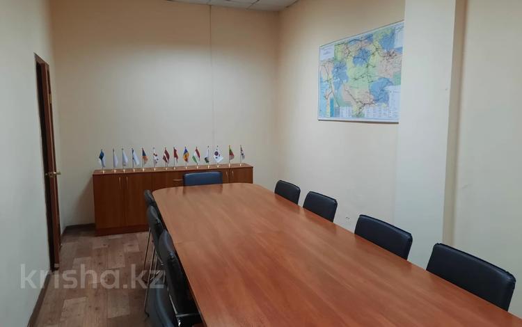 Офисы • 300 м² за ~ 1.1 млн 〒 в Астане, Сарыарка р-н — фото 2