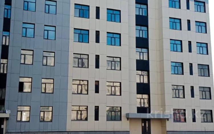1-комнатная квартира, 42 м², 3/9 этаж, Байтурсынова — А-62 за 14 млн 〒 в Астане — фото 12