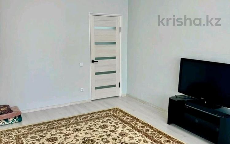 1-комнатная квартира · 34 м² · 10/14 этаж, мкр Туран 2 за 120 000 ₸ в Шымкенте, Каратауский р-н — фото 2