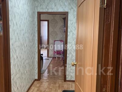 4-бөлмелі пәтер · 62 м² · 4/5 қабат, Майкудук, 18й микрорайон 10, бағасы: 20 млн ₸ в Караганде, Алихана Бокейханова р-н