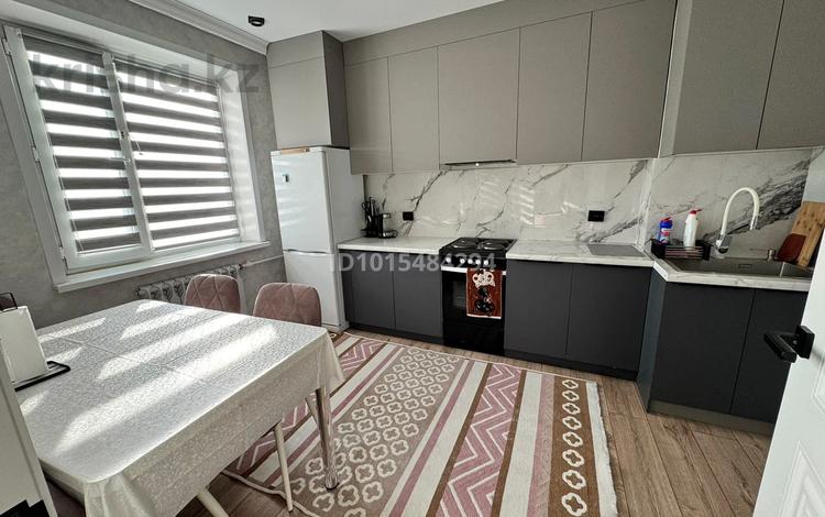 2-комнатная квартира · 54.3 м² · 6/10 этаж, Майкудук, Мкр Голубые пруды 6 — Торговый центр Сырдарьи за 24 млн ₸ в Караганде, Алихана Бокейханова р-н — фото 2