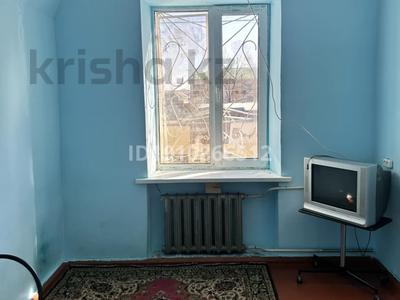 2-бөлмелі пәтер · 40 м² · 2/3 қабат, Дина Нурпейсова 14/2 — Мухита, бағасы: 10 млн ₸ в Уральске