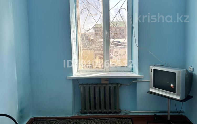 2-бөлмелі пәтер · 40 м² · 2/3 қабат, Дина Нурпейсова 14/2 — Мухита, бағасы: 10 млн ₸ в Уральске — фото 2