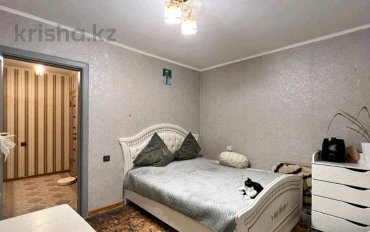 1-комнатная квартира, 35 м², 2/5 этаж помесячно, Брусиловского за 90 000 〒 в Петропавловске — фото 2