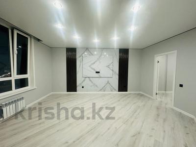 3-комнатная квартира · 106 м² · 11/13 этаж, ул. Азильхана Нуршайыкова 6 — Айтматова за 56 млн ₸ в Астане, Нура р-н