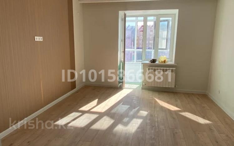 2-комнатная квартира · 63 м² · 4/10 этаж, мкр. Алтын орда, Тауелсиздик 15 е за 28.8 млн ₸ в Актобе — фото 2