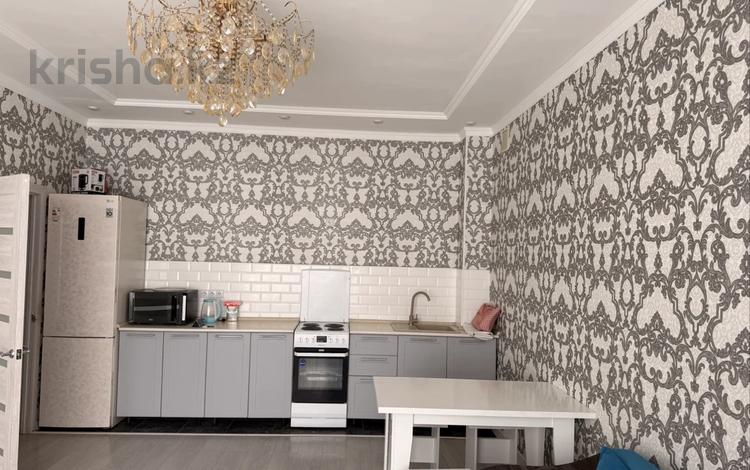 2-комнатная квартира · 55 м² · 3/9 этаж, Айтматова 40 — Мухамедханова за 290 000 ₸ в Астане, Нура р-н — фото 2