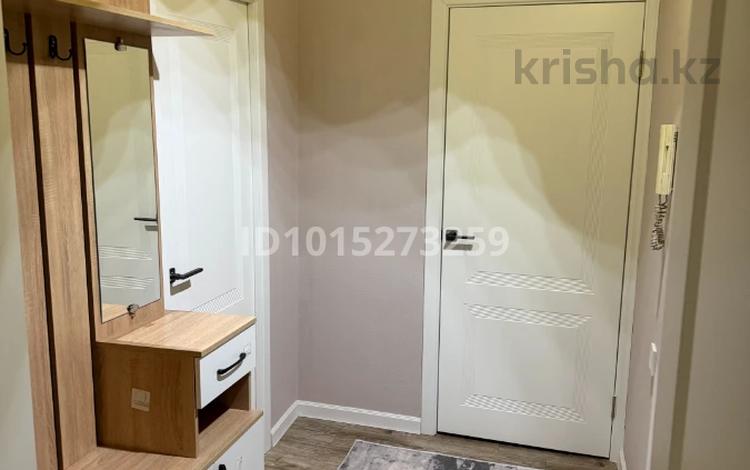 1-комнатная квартира · 42 м² · 7/9 этаж, мкр Жетысу-2 5 — Саина-Улукбека за 280 000 ₸ в Алматы, Ауэзовский р-н — фото 2