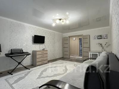 3-комнатная квартира · 83.2 м² · 4/5 этаж, Монкеулы за 26 млн ₸ в Уральске