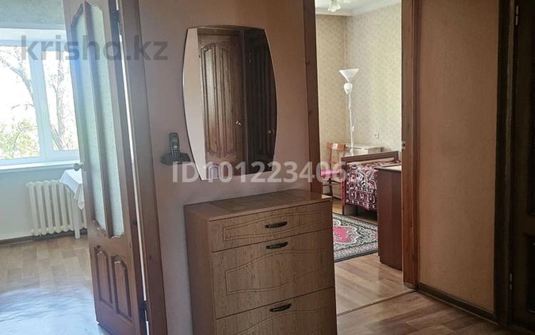 3-комнатная квартира · 63.5 м² · 3/5 этаж, ул. Гагарина 218 — Ул.Гагарина и ул.Шугаева за 19.9 млн ₸ в Семее, Красный Кордон — фото 4