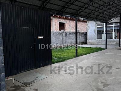 Отдельный дом · 5 комнат · 180 м² · 5 сот., Бауыржан Момышулы 25/18 — Возле школа за 45 млн 〒 в Каскелене