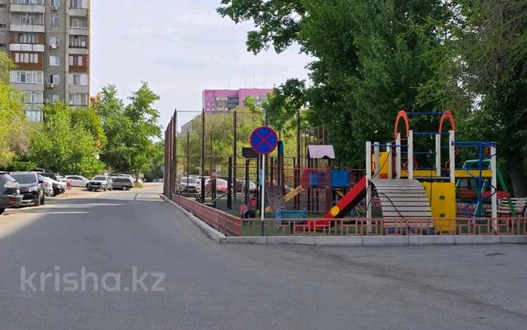 3-комнатная квартира · 63 м² · 1/9 этаж, Ибраева за 28.5 млн ₸ в Семее — фото 2