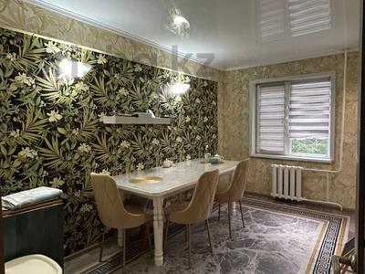 3-комнатная квартира · 60.8 м² · 4/5 этаж, Бурова 27/2 за 24 млн ₸ в Усть-Каменогорске