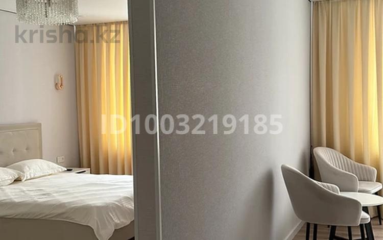 1-комнатная квартира · 45 м² · 3 этаж, Тауке хана 8 — Тауке-хана уг А. Байтурсынова за 17 000 ₸ в Шымкенте, Аль-Фарабийский р-н — фото 36