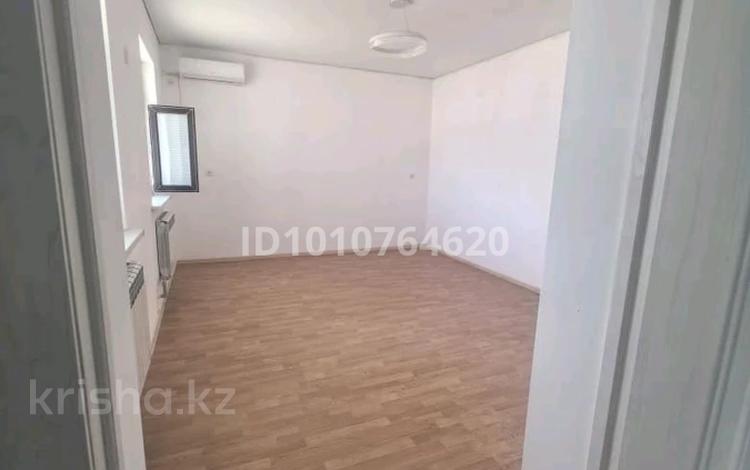 Жеке үй · 2 бөлме · 100 м² · 10 сот., Жалгасбаев 92 — Сейтпенбетов, бағасы: 12 млн ₸ в Тасбогете — фото 2