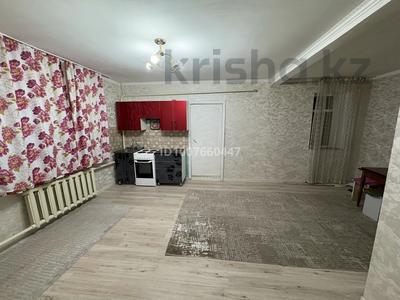 Отдельный дом · 3 комнаты · 56 м², Четвертая 89/1 за 100 000 〒 в Усть-Каменогорске, Ульбинский