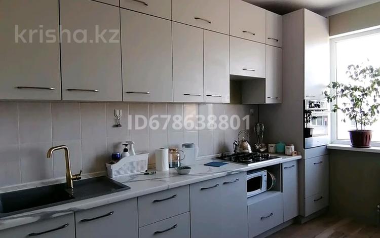 3-комнатная квартира, 75 м², 5/5 этаж помесячно, 13-й микрорайон, 13-й микрорайон 23