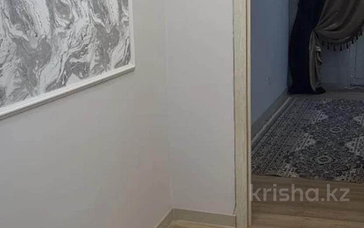 2-комнатная квартира · 79 м² · 6/10 этаж, Омарова 5 за 33 млн ₸ в Астане, Нура р-н — фото 2