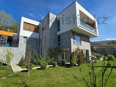 Жеке үй · 5 бөлме · 410 м² · 14 сот., мкр Каменское плато 44, бағасы: 6.4 млн 〒 в Алматы, Медеуский р-н