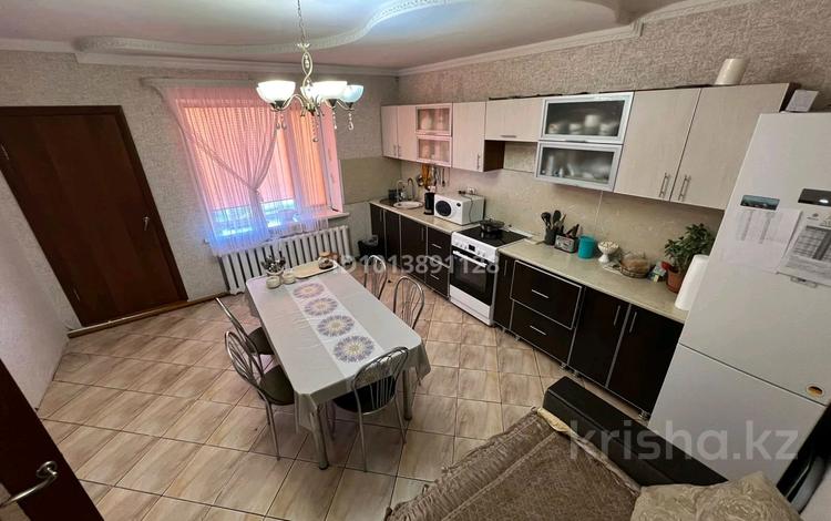 Жеке үй · 4 бөлме · 120 м² · 15 жүзд., Кенесары хан 24, бағасы: 35 млн ₸ в Павлодаре — фото 2