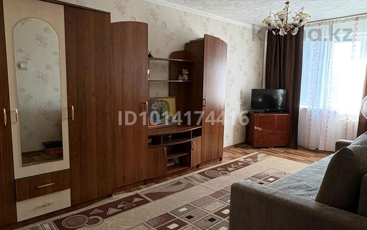 2-бөлмелі пәтер · 55 м² · 4/5 қабат, Назарбаева 156, бағасы: 22.9 млн ₸ в Петропавловске — фото 2