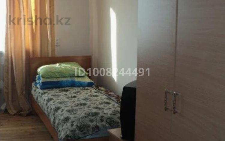 1 бөлме · 13 м² · 3 қабат, Есенберлина 16, бағасы: 145 000 ₸ в Усть-Каменогорске — фото 2