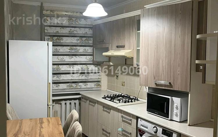 3-комнатная квартира · 64 м² · 2/5 этаж, Шугыла 22 за 170 000 ₸ в  — фото 2
