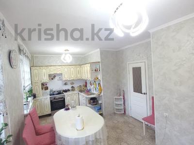 3-комнатная квартира · 80 м² · 2/12 этаж, Детский мир Назарбаева за 30.5 млн ₸ в Талдыкоргане, мкр Бирлик