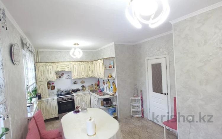 3-комнатная квартира · 80 м² · 2/12 этаж, Детский мир Назарбаева за 30.5 млн ₸ в Талдыкоргане, мкр Бирлик — фото 5