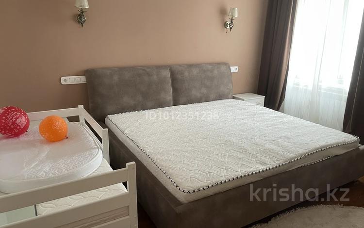 3-бөлмелі пәтер · 90 м² · 19/21 қабат, Снегина 32/1, бағасы: 100 млн ₸ в Алматы, Медеуский р-н — фото 2