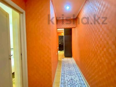 4-бөлмелі пәтер · 100 м² · 8/12 қабат, мкр Самал-2 87 — Мендикулова и Бектурова, бағасы: 30 000 ₸ в Алматы, Медеуский р-н